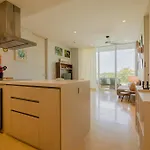 2Br Apartment With Balcony And Amazing Views