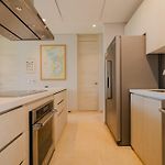 2Br Apartment With Balcony And Amazing Views