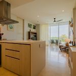 2Br Apartment With Balcony And Amazing Views