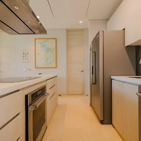 2br With Balcony And Amazing Views